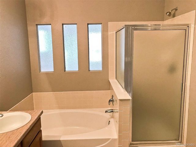 6753 S Winnipeg Circle 101, Aurora, CO 80016