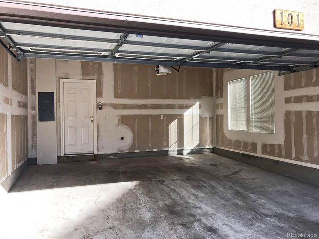 6753 S Winnipeg Circle 101, Aurora, CO 80016