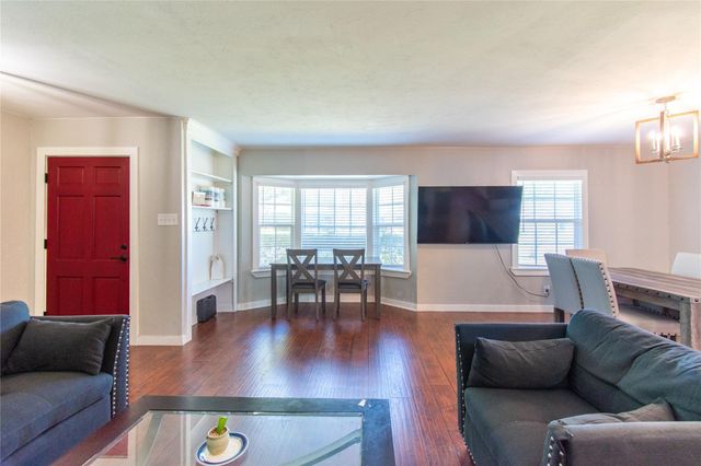 9619 Highmeadow Drive, Houston, TX 77063