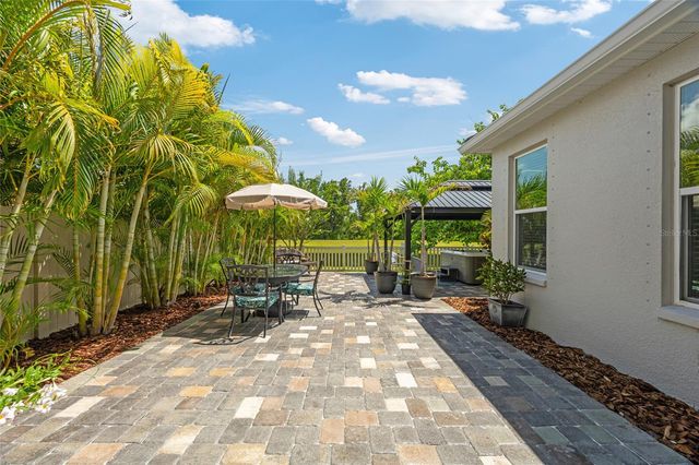 3532 WICKET FIELD ROAD, Lutz, FL 33548