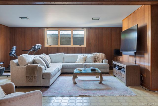 206 Hoslers Road, Westtown, NY 10998