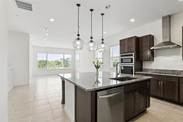 9820 BUCKLOW HILL DRIVE, Orlando, FL 32832