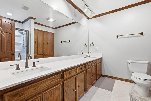 514 Cambridge Place Drive, Little Rock, AR 72227