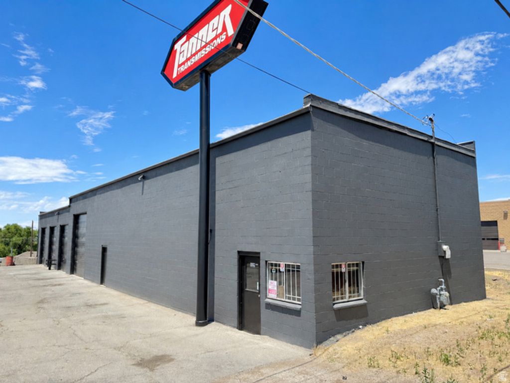 1883 N MAIN ST, Sunset, UT 84015 — exterior