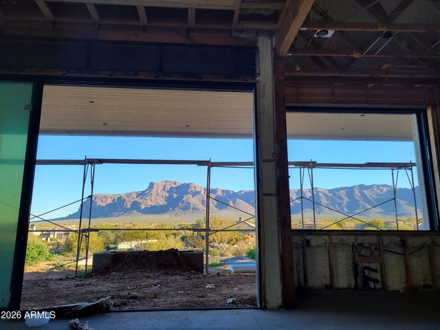 6642 E OLD CAMP Road, Gold Canyon, AZ 85118