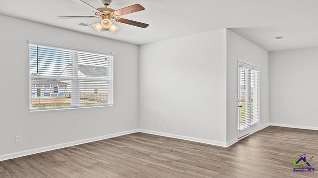 1125 Adirondac Way, Bonaire, GA 31005