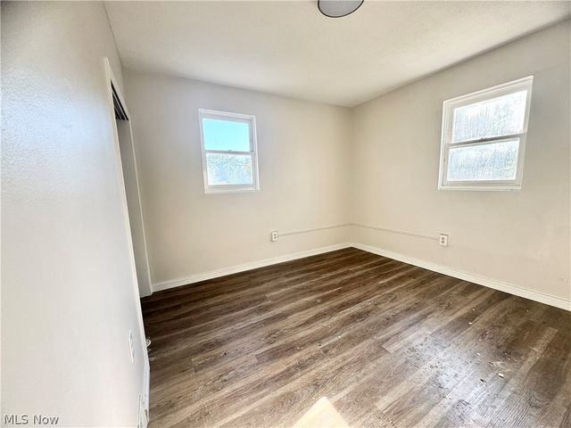 2044 E 29th Street, Lorain, OH 44055