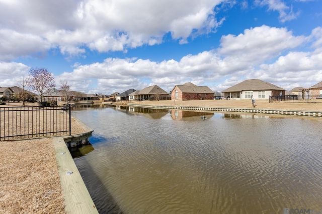 4626 Monte Vista Dr, Addis, LA 70710