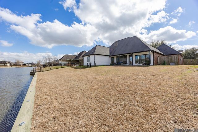 4626 Monte Vista Dr, Addis, LA 70710