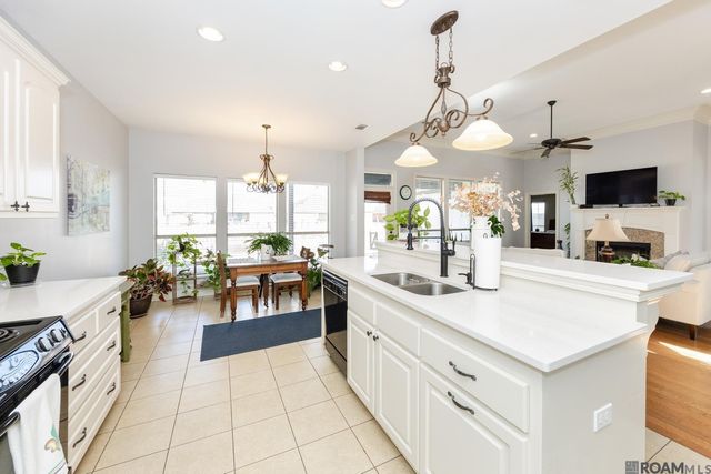 4626 Monte Vista Dr, Addis, LA 70710