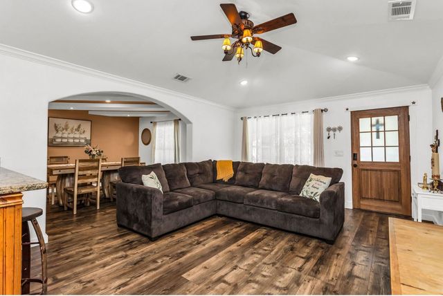 1306 Richard Street, Mesquite, TX 75149