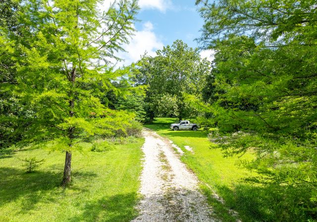 11511 County Road 5340, Rolla, MO 65401