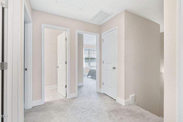 8 Sanford Lane, Dunn, NC 28334