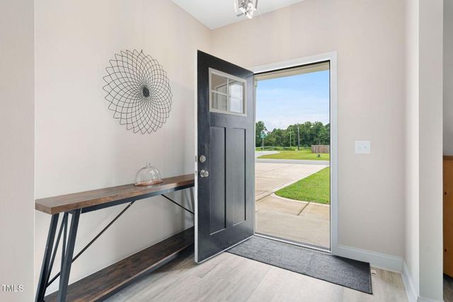 8 Sanford Lane, Dunn, NC 28334