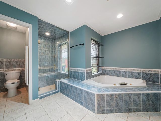 1810 Darby Lane, Fresno, TX 77545