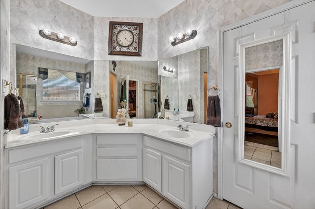 9956 Delamere Drive, Fort Worth, TX 76244