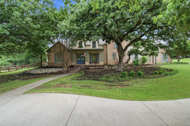 8229 Steeplechase Circle, Argyle, TX 76226
