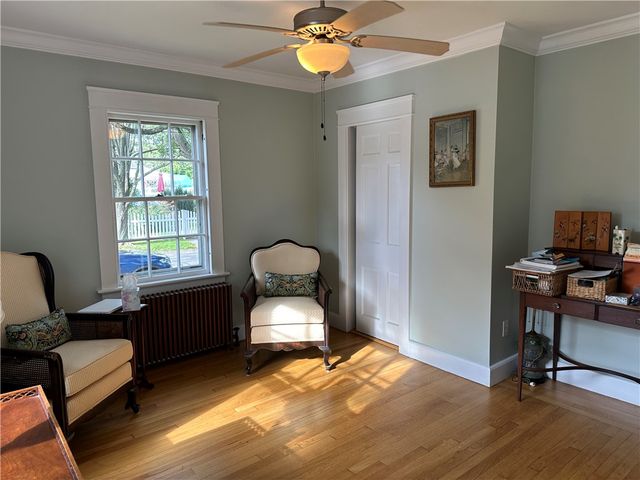 58 Eustis Avenue, Newport, RI 02840