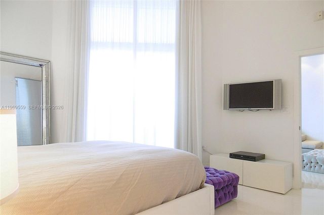 2001 Meridian Ave 525+DEN, Miami Beach, FL 33139