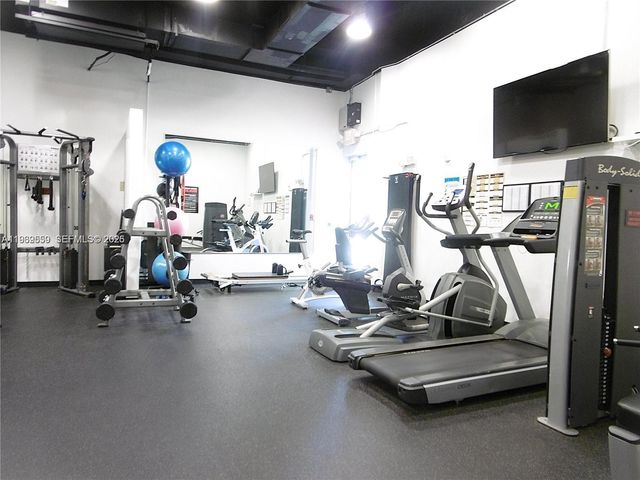 2001 Meridian Ave 525+DEN, Miami Beach, FL 33139