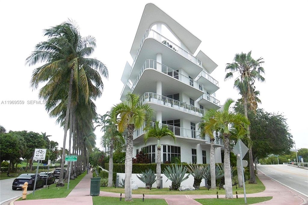 2001 Meridian Ave 525+DEN, Miami Beach, FL 33139
