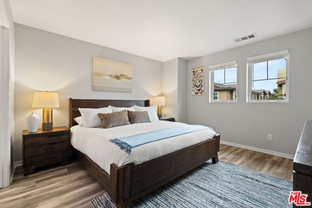 14109 W Birch Lane, Van Nuys (los Angeles), CA 91405