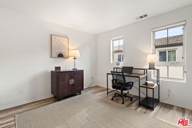 14109 W Birch Lane, Van Nuys (los Angeles), CA 91405