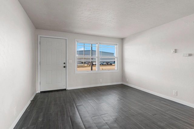 2871 S BROADWAY, Green Bay, WI 54304