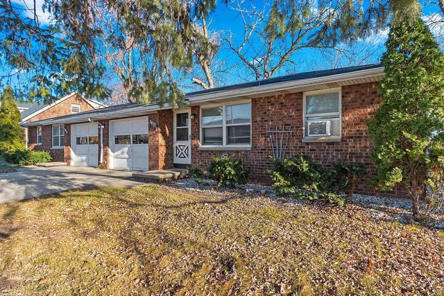 2871 S BROADWAY, Green Bay, WI 54304