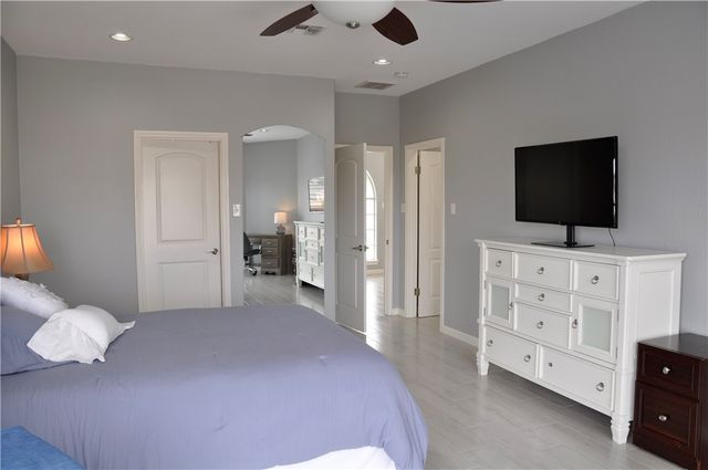 14134 Palo Seco Dr, Corpus Christi, TX 78418