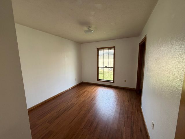 2225 W Rockwood Street, Springfield, MO 65807