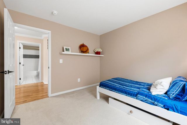 7744 PORTERS HILL LN, Lorton, VA 22079