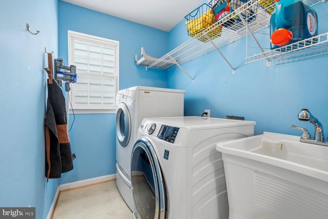 7744 PORTERS HILL LN, Lorton, VA 22079