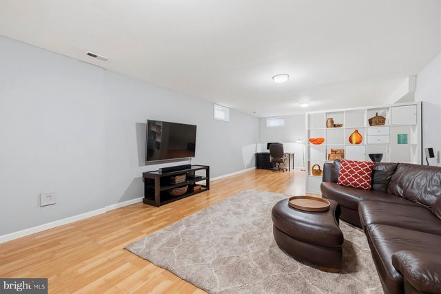 7744 PORTERS HILL LN, Lorton, VA 22079