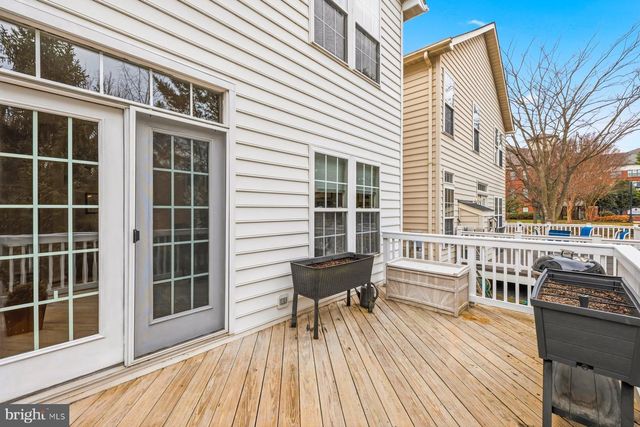 7744 PORTERS HILL LN, Lorton, VA 22079