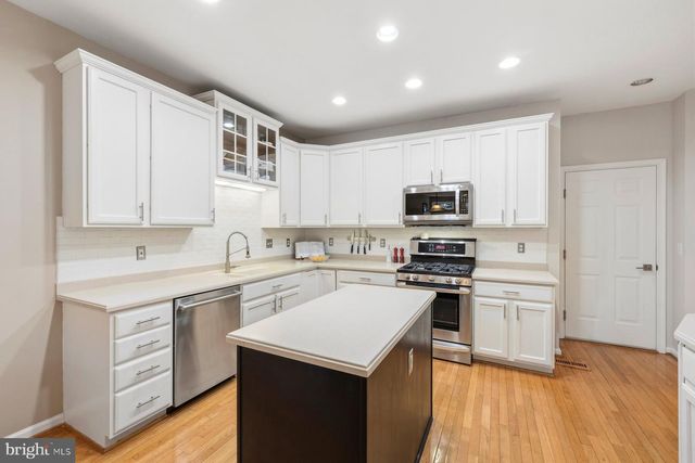 7744 PORTERS HILL LN, Lorton, VA 22079