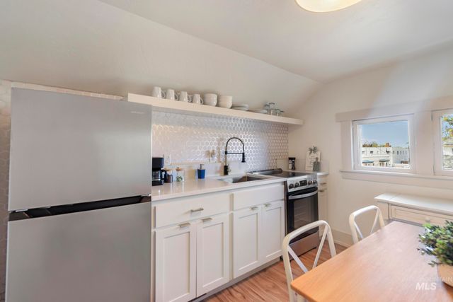 661 2nd Ave N, Twin Falls, ID 83301