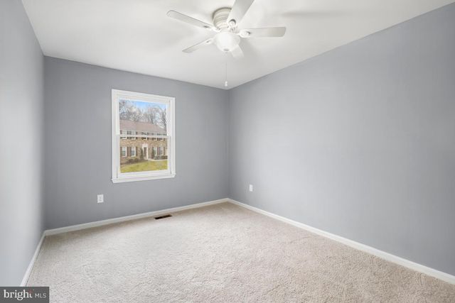 7594 WOODSTOWN DR, Springfield, VA 22153