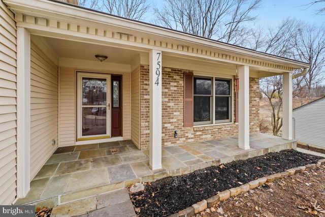 7594 WOODSTOWN DR, Springfield, VA 22153