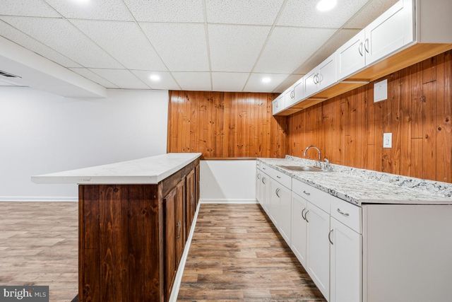 7594 WOODSTOWN DR, Springfield, VA 22153