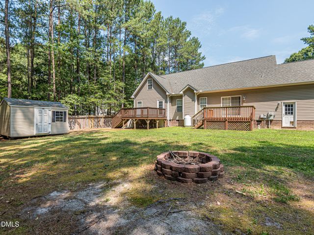 25 Shellcross Court, Youngsville, NC 27596