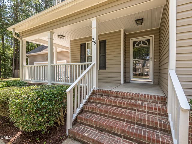 25 Shellcross Court, Youngsville, NC 27596