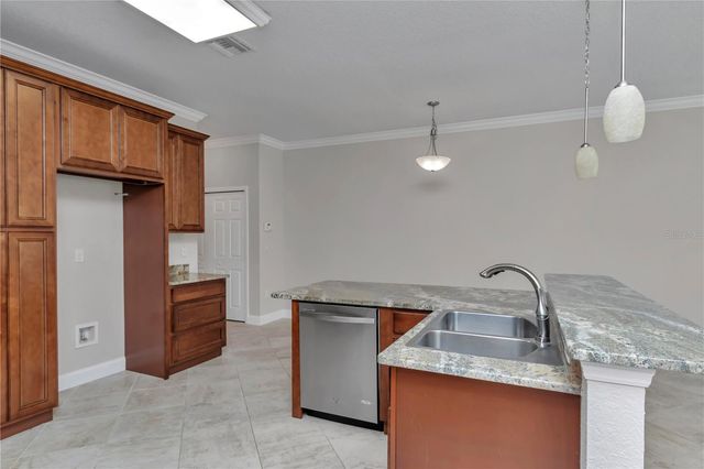 2210 NE 38TH TERRACE, Ocala, FL 34470