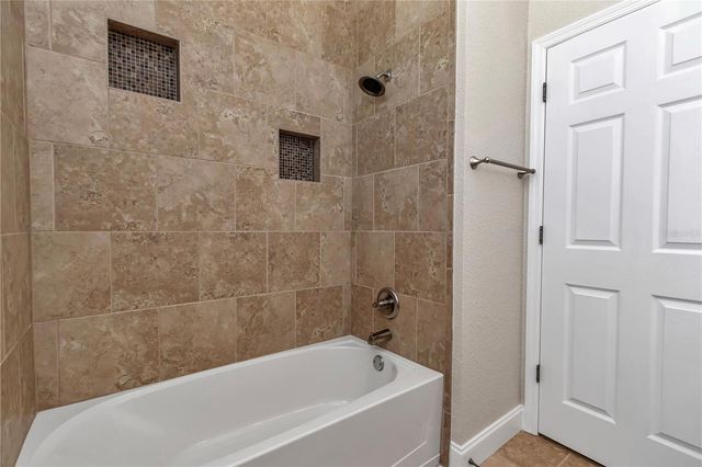 2210 NE 38TH TERRACE, Ocala, FL 34470