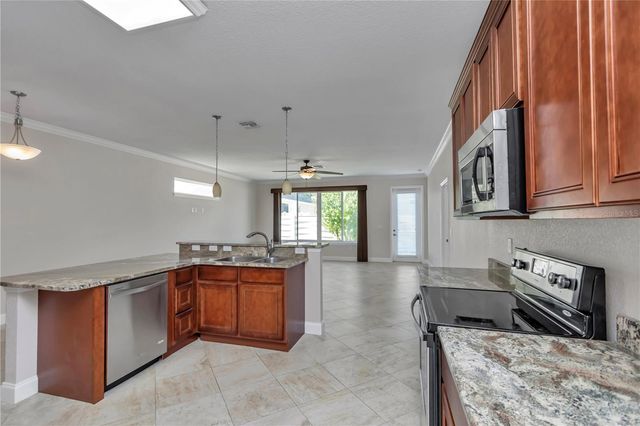 2210 NE 38TH TERRACE, Ocala, FL 34470