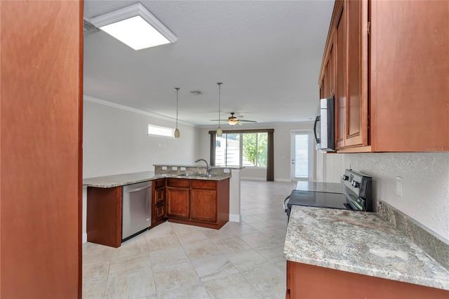 2210 NE 38TH TERRACE, Ocala, FL 34470