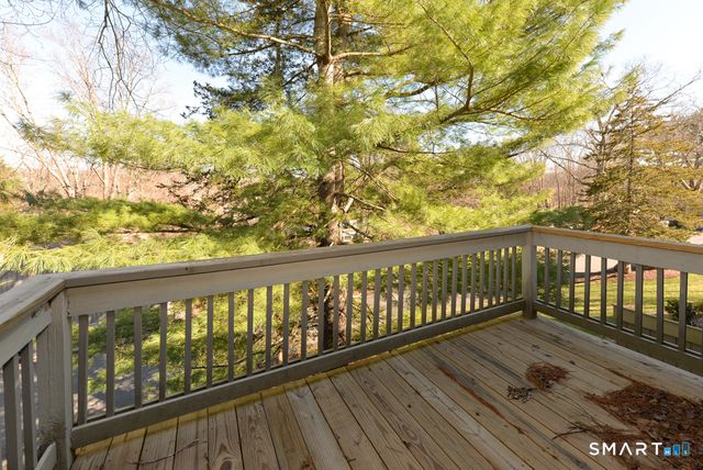 101 Heritage Village D, Southbury, CT 06488