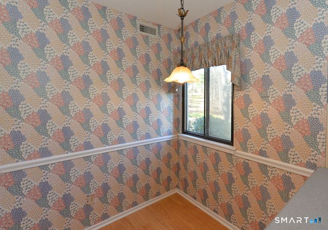 101 Heritage Village D, Southbury, CT 06488