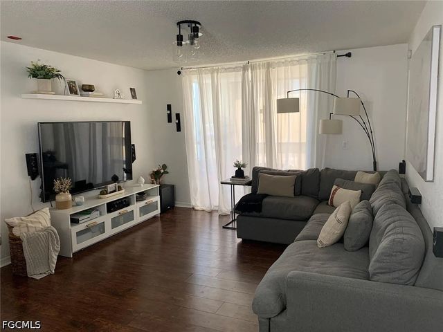 13545 Eagle Ridge DR 825, Fort Myers, FL 33912