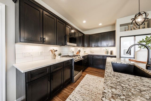 N62W21744 Masters DRIVE, Menomonee Falls, WI 53051
